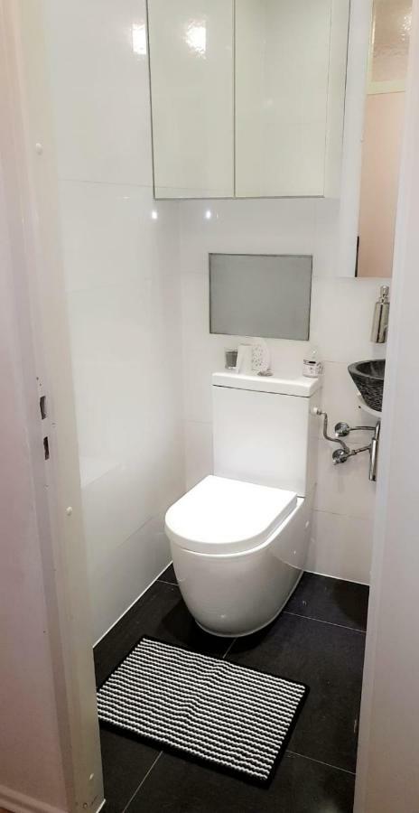 Sehr Schoene Drei Zimmer Deluex Wohnung In Sindelfingen Extérieur photo